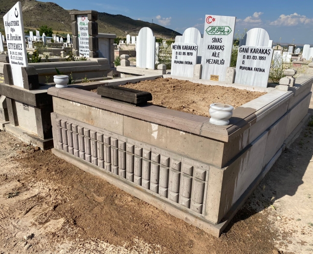 Taş 02